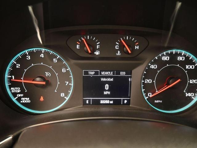 Photo of 2023 Summit White Chevrolet Equinox