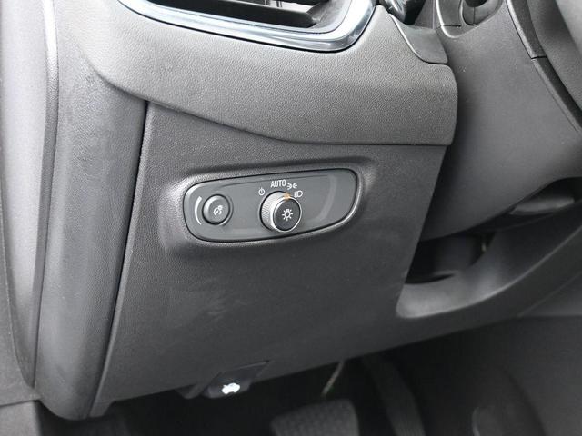 Photo of 2023 Summit White Chevrolet Equinox