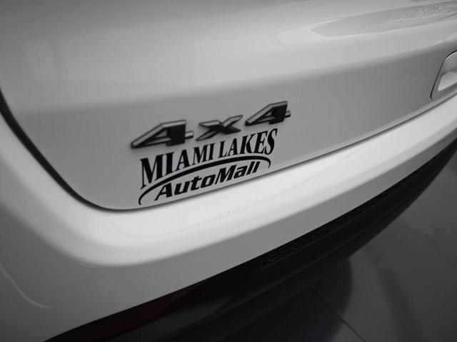 Photo of 2025 Bright White Clearcoat Jeep Compass
