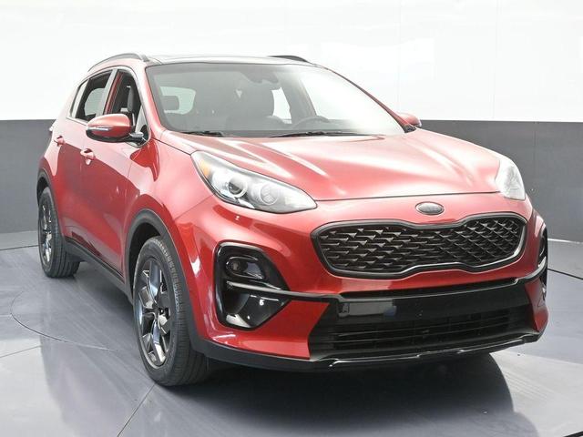 Photo of 2022 Hyper Red Kia Sportage
