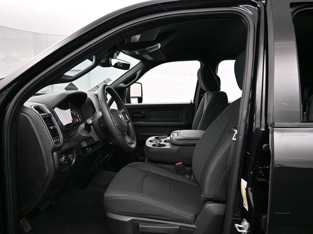 Photo of 2025 Diamond Black RAM 2500
