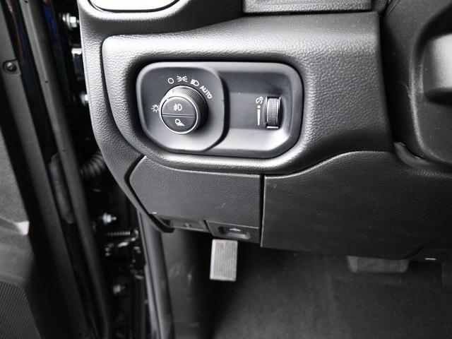 Photo of 2025 Diamond Black RAM 2500