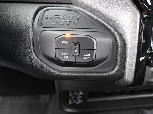 Photo of 2025 Diamond Black RAM 2500