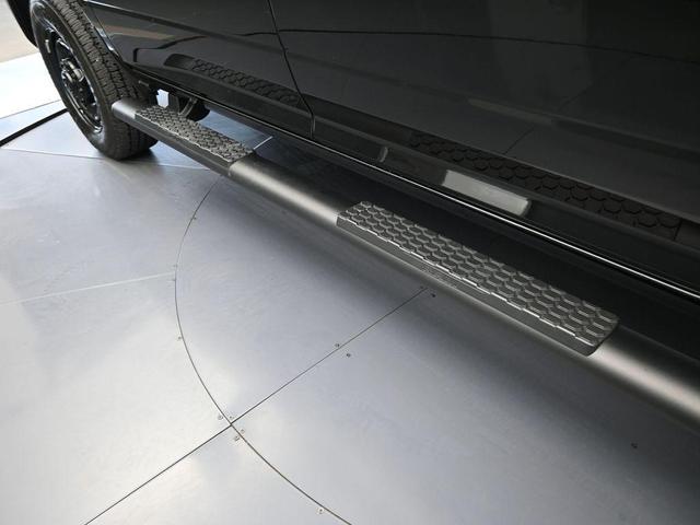 Photo of 2025 Diamond Black RAM 2500