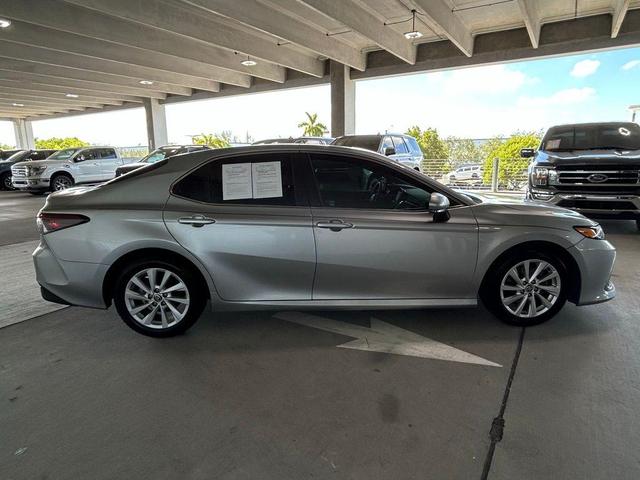 Photo of 2021 Silver Toyota Camry