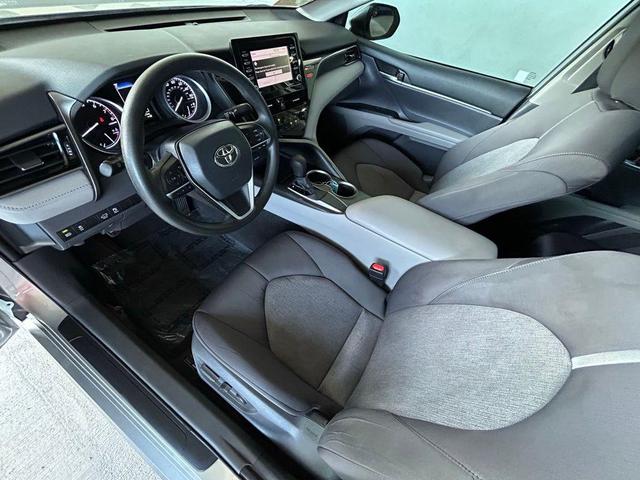 Photo of 2021 Silver Toyota Camry