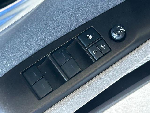 Photo of 2021 Silver Toyota Camry