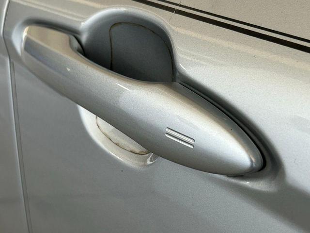 Photo of 2021 Silver Toyota Camry