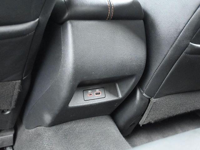Photo of 2021 Glacier White Nissan Altima
