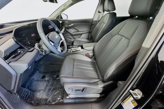 Photo of 2025 Mythos Black Metallic Audi Q6 e-tron