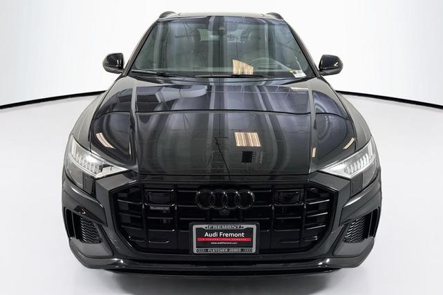 Photo of 2022 Mythos Black Metallic Audi Q8
