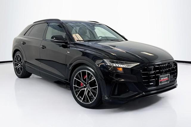 Photo of 2022 Mythos Black Metallic Audi Q8