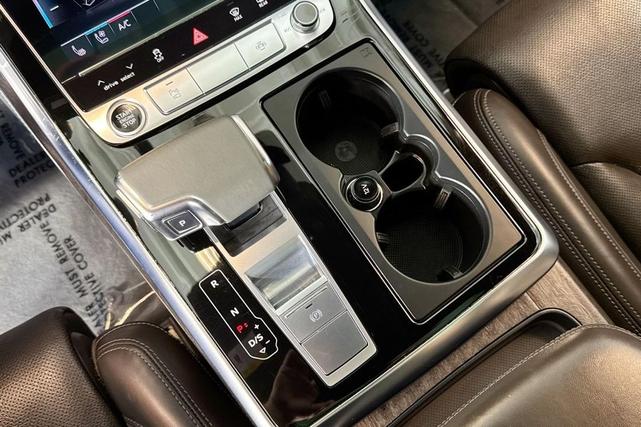 Photo of 2022 Mythos Black Metallic Audi Q8
