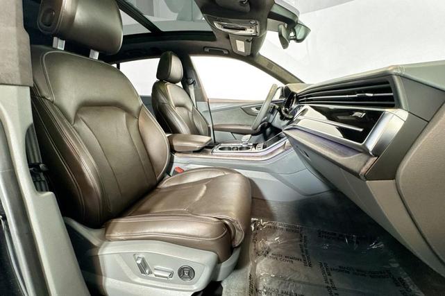 Photo of 2022 Mythos Black Metallic Audi Q8