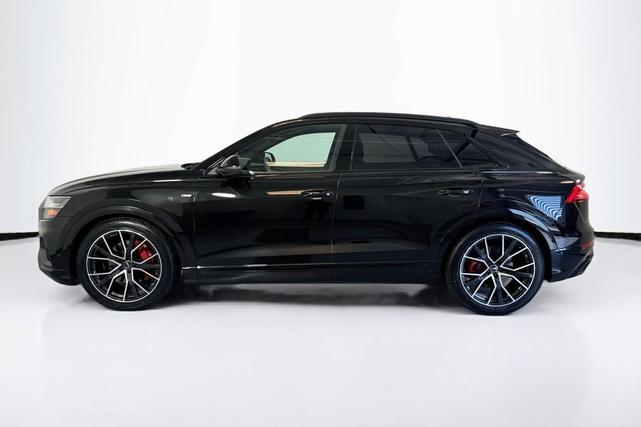 Photo of 2022 Mythos Black Metallic Audi Q8