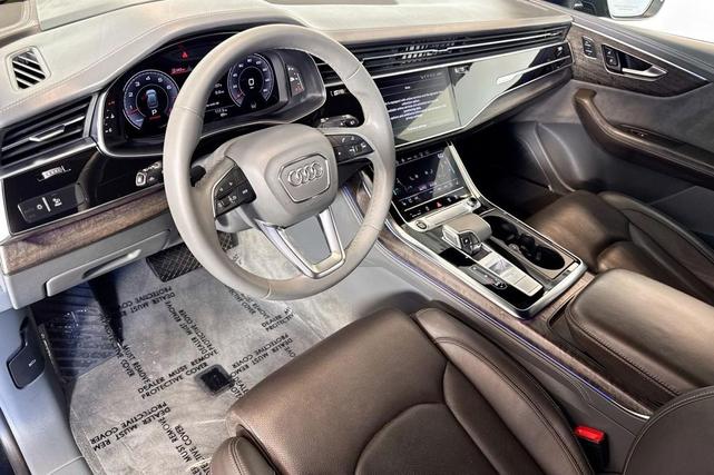 Photo of 2022 Mythos Black Metallic Audi Q8
