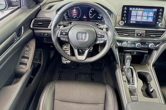 Photo of 2018 Crystal Black Pearl Honda Accord