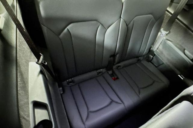 Photo of 2023 Navarra Blue Metallic Audi Q7