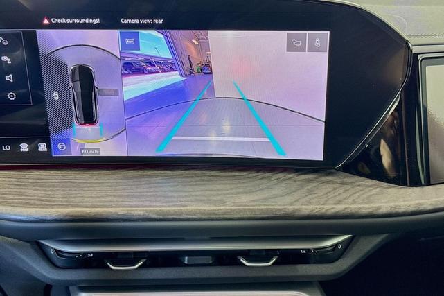 Photo of 2025 Mythos Black Metallic Audi Q5