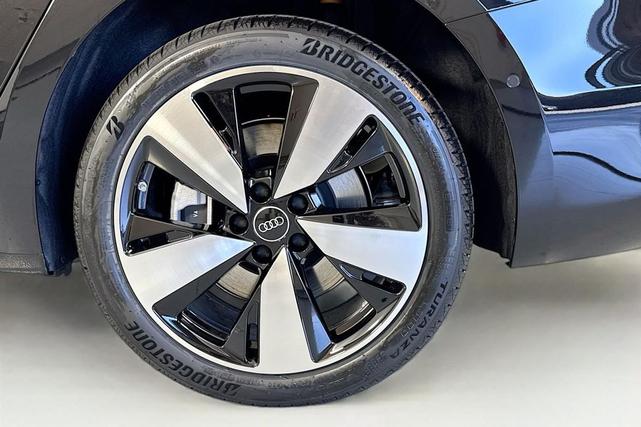 Photo of 2025 Mythos Black Metallic Audi A5