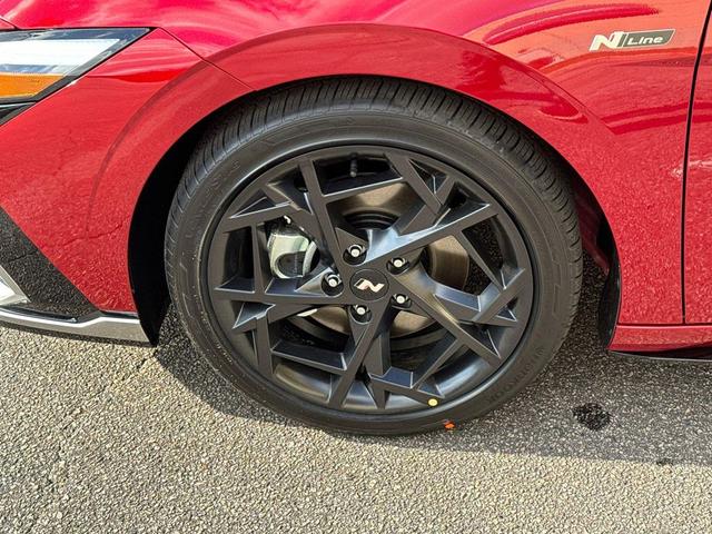 Photo of 2025 Ultimate Red Hyundai ELANTRA