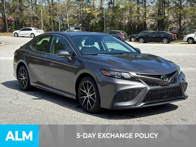 Photo of 2023 Gray Toyota Camry