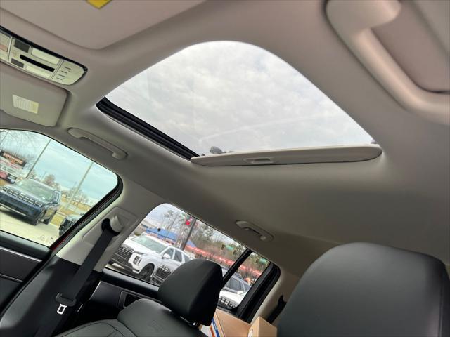 Photo of 2025 Ultimate Red Hyundai SANTA FE