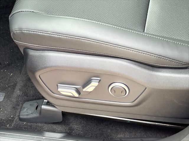 Photo of 2025 Ultimate Red Hyundai SANTA FE
