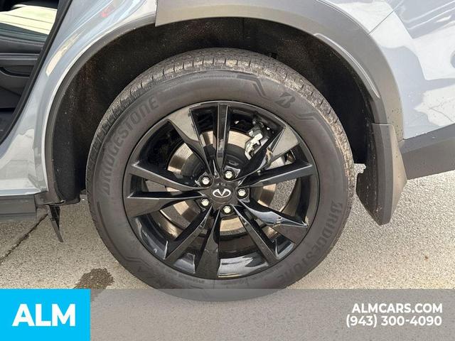 Photo of 2025 Harbor Gray INFINITI QX60