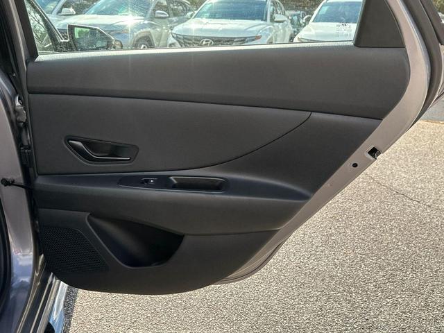 Photo of 2025 Fluid Metal Hyundai ELANTRA