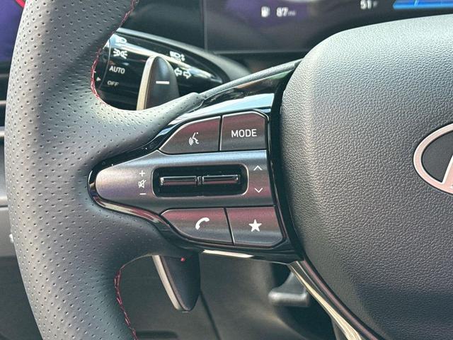 Photo of 2025 Fluid Metal Hyundai ELANTRA