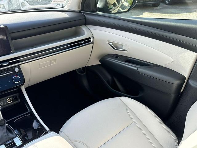 Photo of 2025 Hampton Gray Hyundai TUCSON