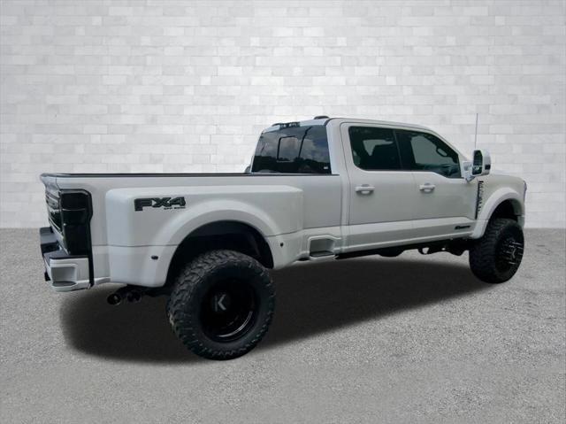 Photo of 2025 Star White Metallic Tri-Coat Ford F-450