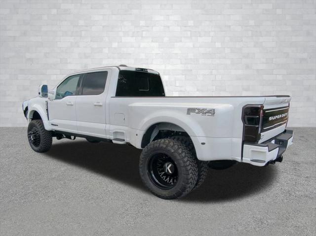 Photo of 2025 Star White Metallic Tri-Coat Ford F-450