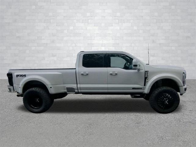 Photo of 2025 Star White Metallic Tri-Coat Ford F-450
