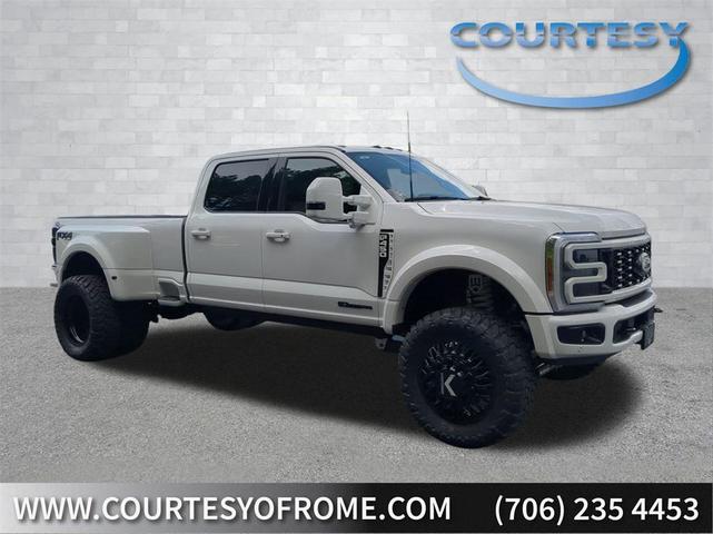Photo of 2025 Star White Metallic Tri-Coat Ford F-450