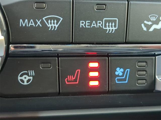Photo of 2025 Oxford White Ford F-150