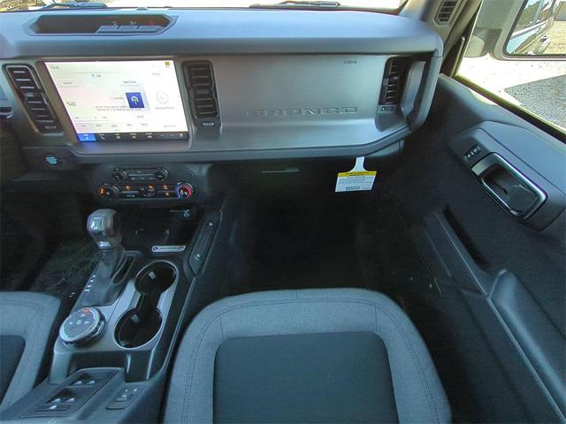 Photo of 2025 Shadow Black Ford Bronco