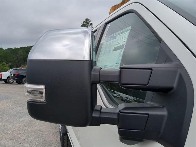 Photo of 2025 Star White Metallic Tri-Coat Ford F-350