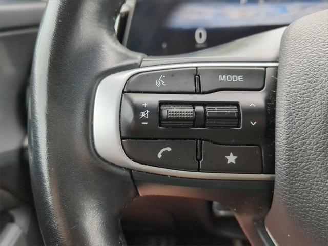 Photo of 2023 Sapphire Blue Kia Sportage
