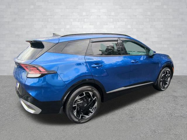 Photo of 2023 Sapphire Blue Kia Sportage