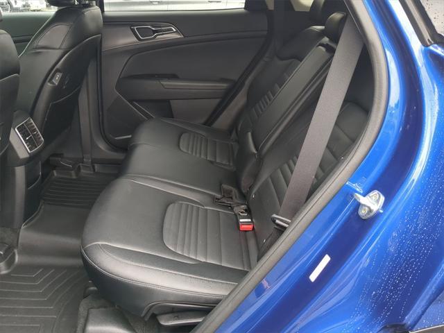 Photo of 2023 Sapphire Blue Kia Sportage