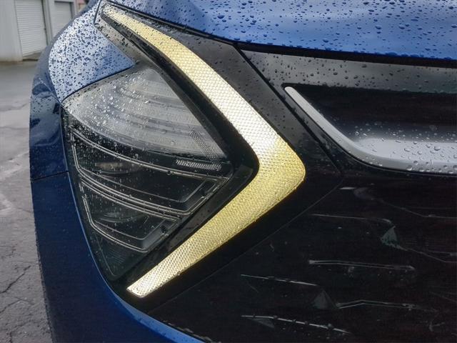 Photo of 2023 Sapphire Blue Kia Sportage