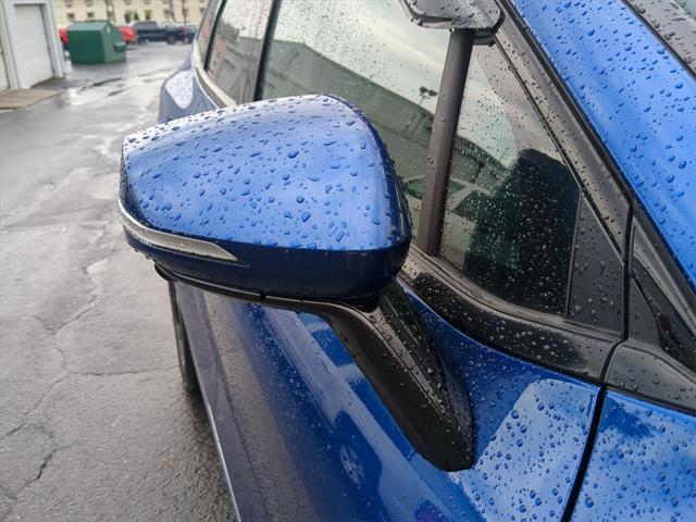 Photo of 2023 Sapphire Blue Kia Sportage