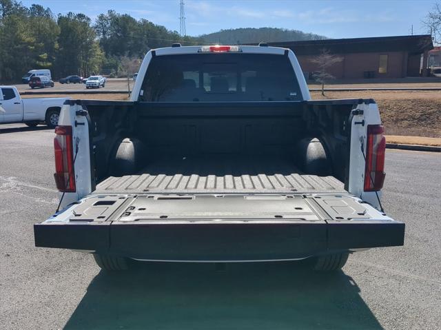 Photo of 2025 White Metallic Ford F-150