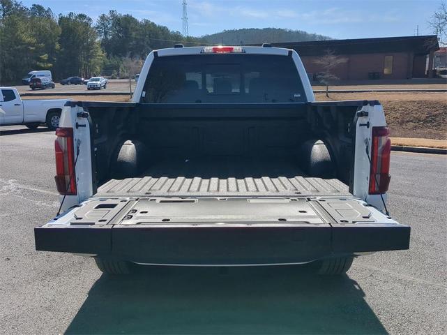 Photo of 2025 White Metallic Ford F-150