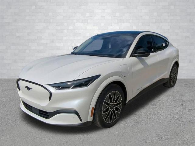 Photo of 2025 Star White Metallic Tri-Coat Ford Mustang Mach-E