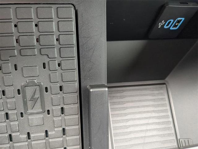 Photo of 2025 Agate Black Metallic Ford F-250