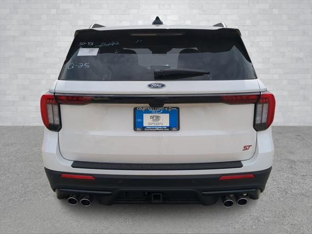 Photo of 2025 Star White Metallic Tri-Coat Ford Explorer