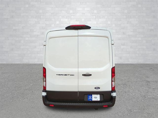 Photo of 2026 Oxford White Ford Transit-250